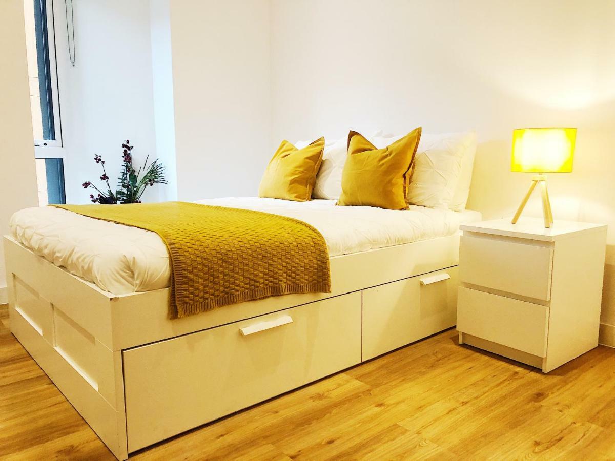 Ekhaya Three Apartment แมนเชสเตอร์ ภายนอก รูปภาพ