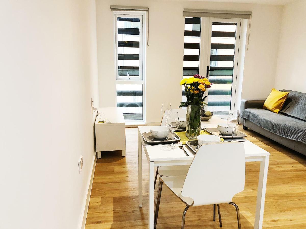 Ekhaya Three Apartment แมนเชสเตอร์ ภายนอก รูปภาพ