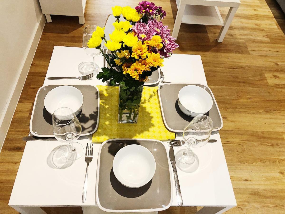 Ekhaya Three Apartment แมนเชสเตอร์ ภายนอก รูปภาพ