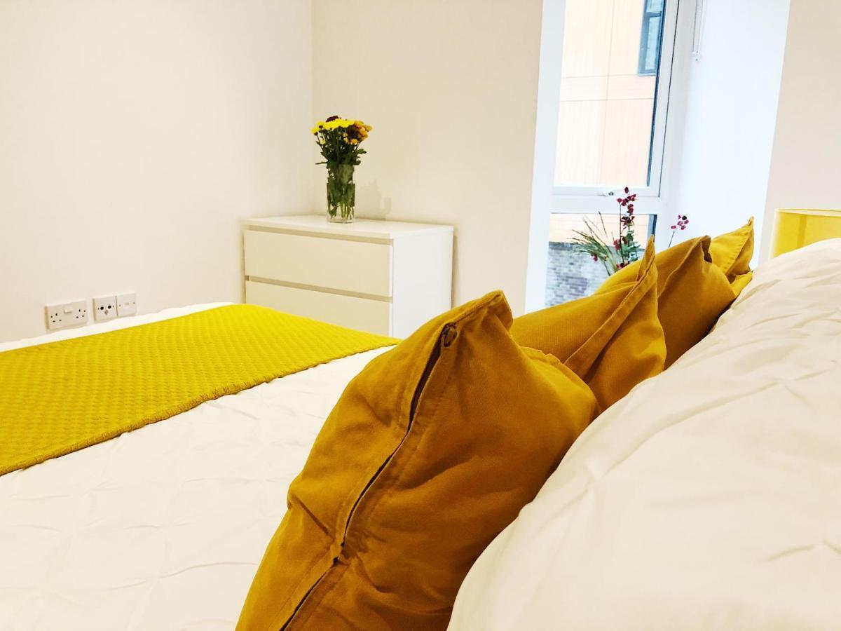 Ekhaya Three Apartment แมนเชสเตอร์ ภายนอก รูปภาพ
