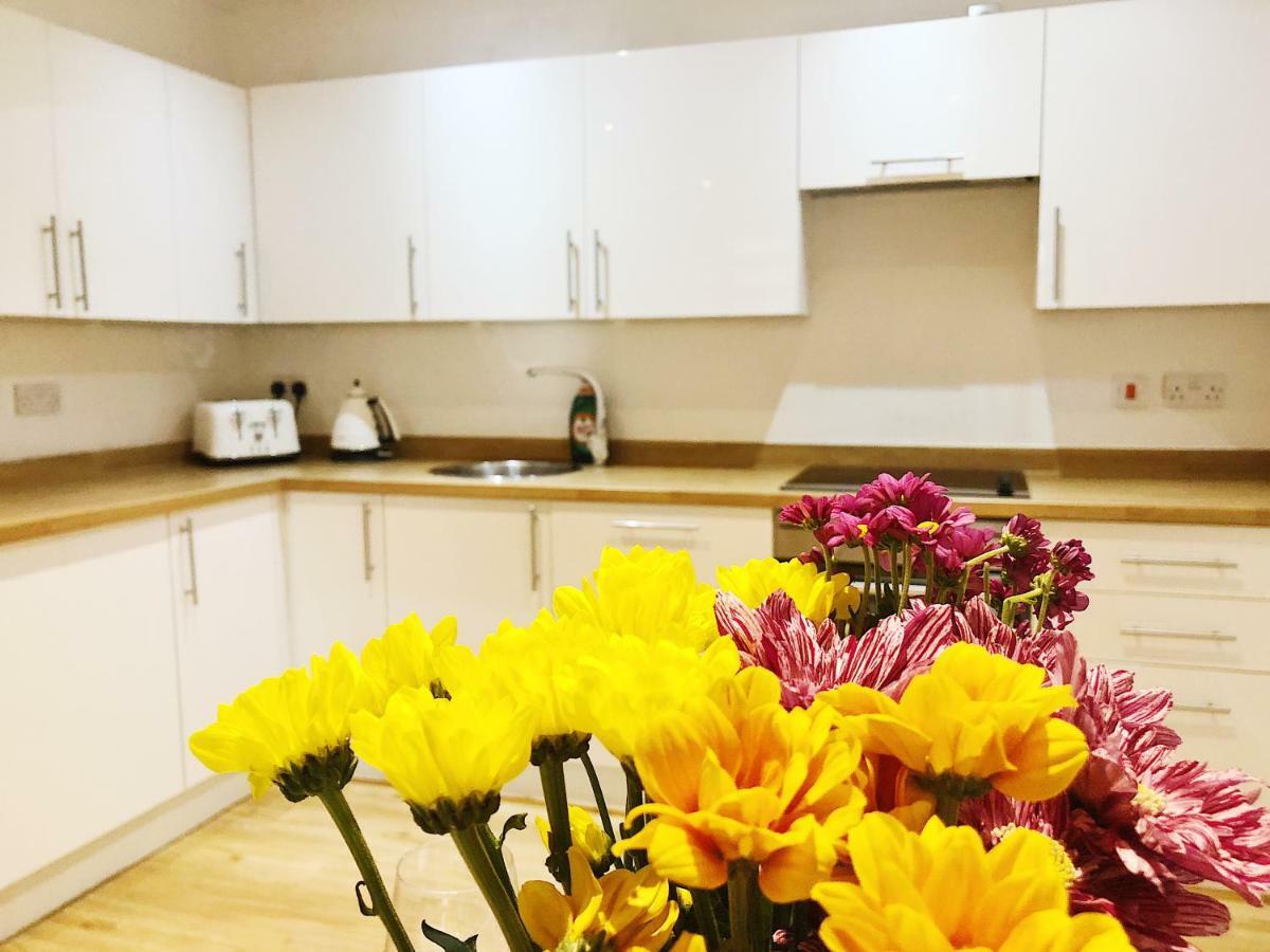 Ekhaya Three Apartment แมนเชสเตอร์ ภายนอก รูปภาพ