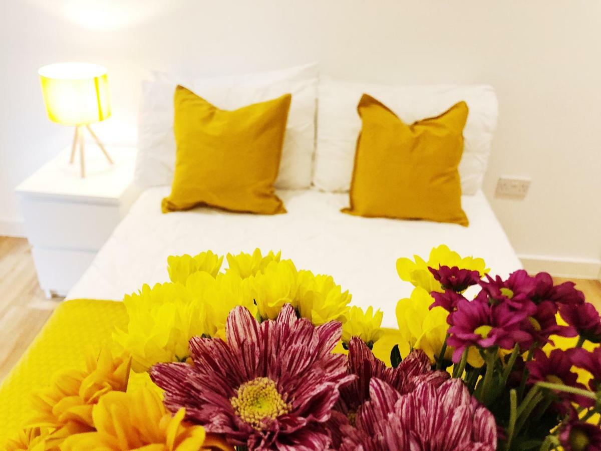 Ekhaya Three Apartment แมนเชสเตอร์ ภายนอก รูปภาพ