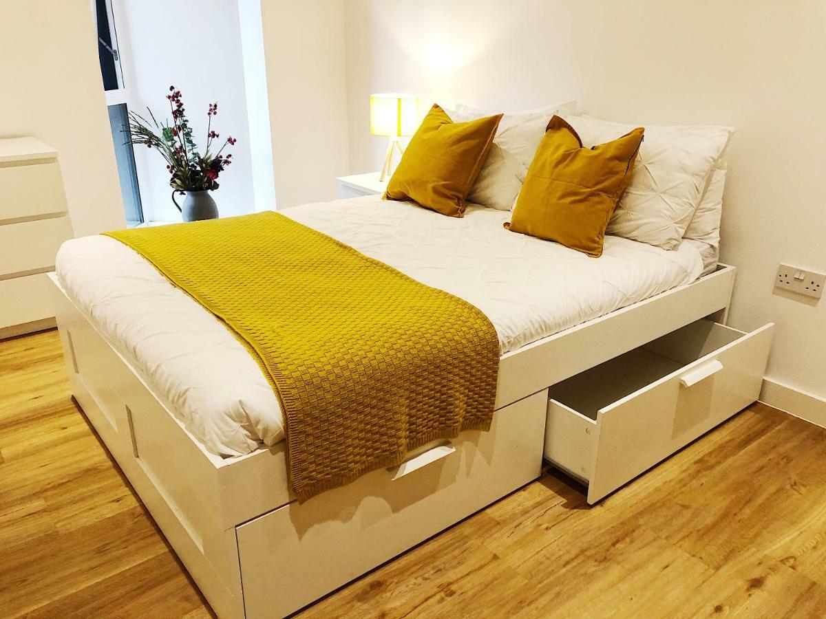 Ekhaya Three Apartment แมนเชสเตอร์ ภายนอก รูปภาพ