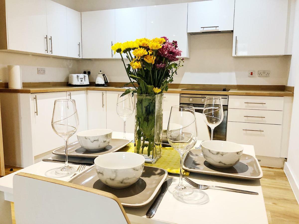Ekhaya Three Apartment แมนเชสเตอร์ ภายนอก รูปภาพ